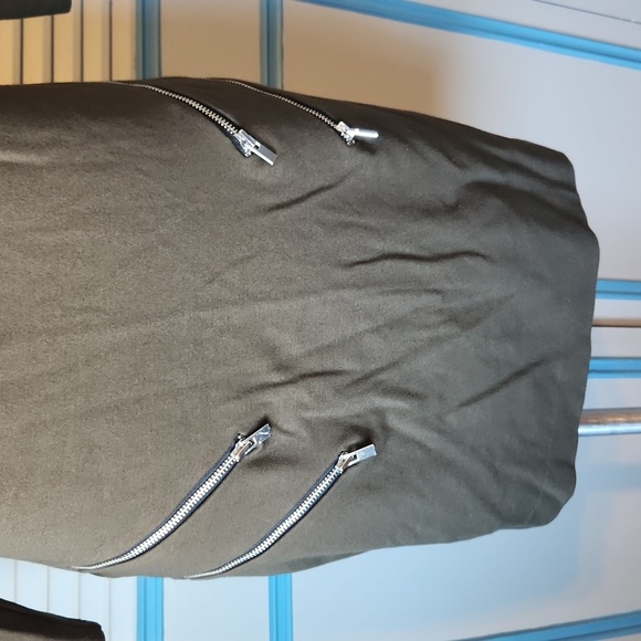 Express Olive Green Dress - Picture 5 of 14